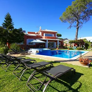 vila-luz.hotelaalgarve.com/